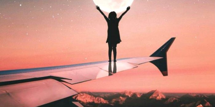 1242x2208 Avion en la luna — Steemit