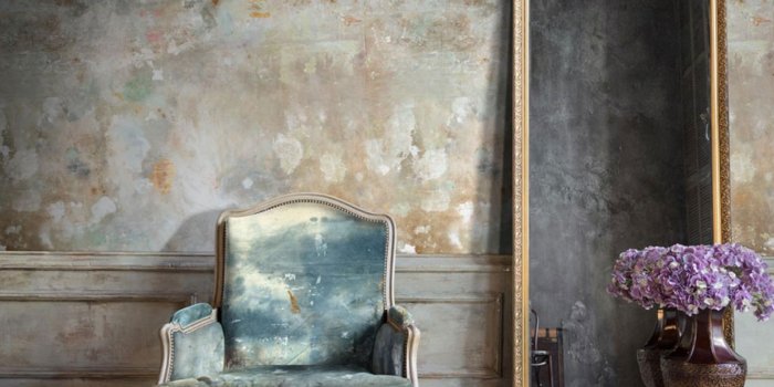 1560x1560 Distressed shabby chic wallpaper | FEATHR™