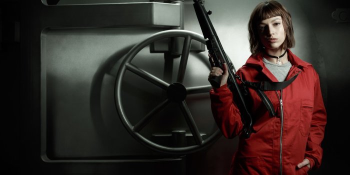 2048x1536 Tokio La Casa De Papel Wallpapers