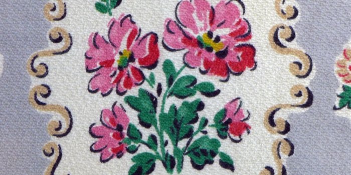 1101x1100 Fifties Furnishing Fabric - Grey & Red - 100cm wide