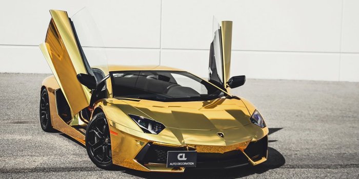 1161x789 Gold Lamborghini Wallpapers