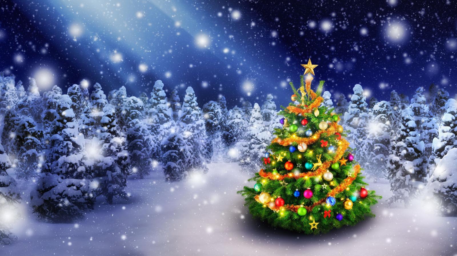 5325x2995 Wallpaper Christmas tree, Spruce trees, Decoration, Snowfall, 5K