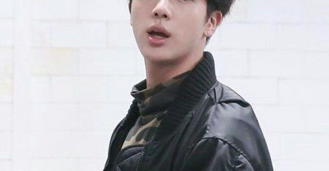 675x1200 Download Wallpaper Jin (69+) - Free Wallpaper For your screen.