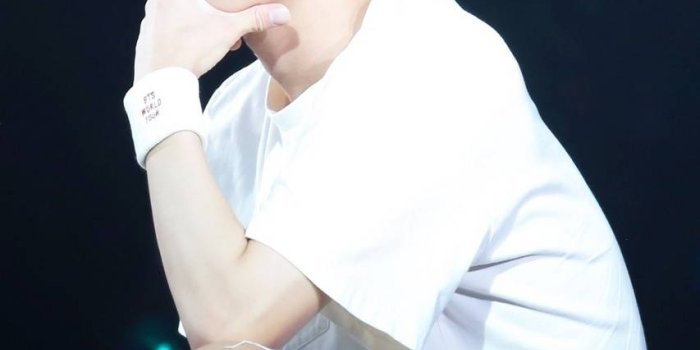 853x1280 BTS JIN Wallpaper by jooneggwhites - 74 - Free on ZEDGE™