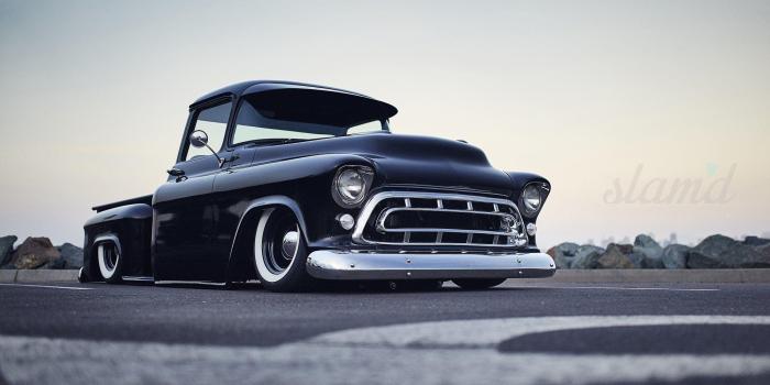 2000x1149 Old Trucks Wallpapers