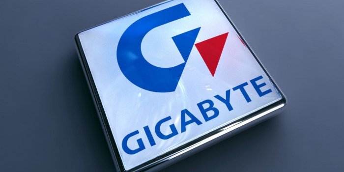 2560x1920 Gigabyte Logo And Brand Computer Wallpaper HD #2411 Wallpaper
