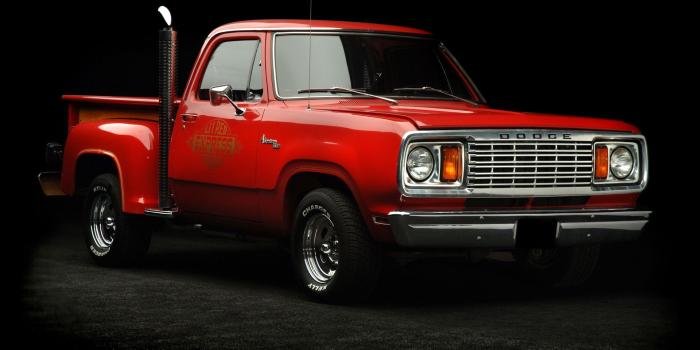 1920x1440 Old Truck Wallpapers