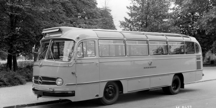 1920x1440 Mercedes-Benz O 321 H - Federal German Postal Service, 1954