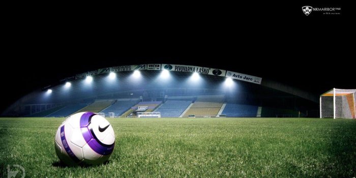 1366x768 HD Football Wallpapers