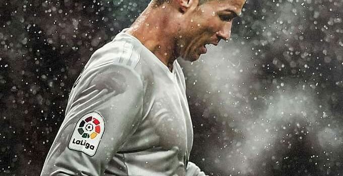 681x1210 Cristiano Ronaldo wallpaper | CR7 | Ronaldo wallpapers, Cristiano