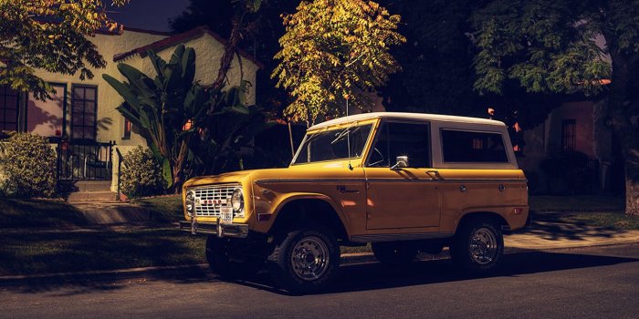 1366x768 wallpaper for desktop, laptop | bf64-car-jeep-night-photo-city-art