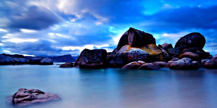 1600x1000 Rocky Beach Desktop Wallpapers 5 | Style24x7
