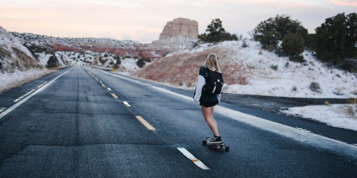 1332x850 Wallpaper girl, landscape, nature, mountains, rocks, snow, Road
