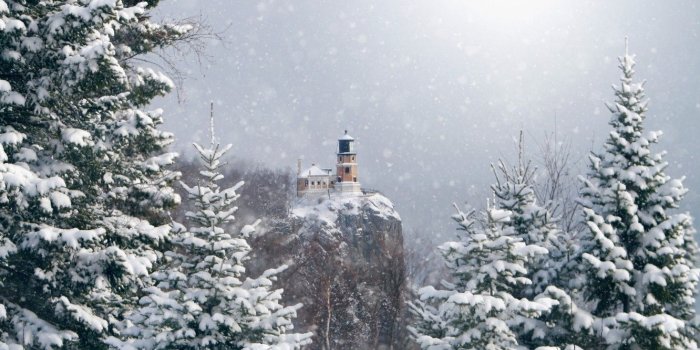 1332x850 Wallpaper Minnesota, Split Rock Lighthouse, Beaver Bay, Winter