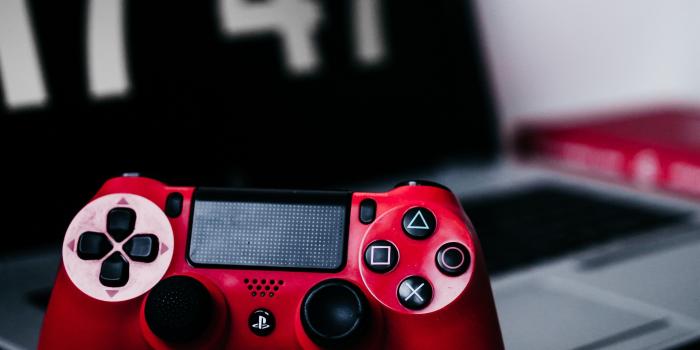 2848x4288 Red PlayStation wallpaper | Wallpapers /Art | Playstation, Wallpaper