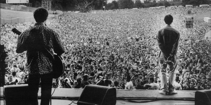2000x1265 Oasis on | Band | Oasis band, Concert, Oasis live