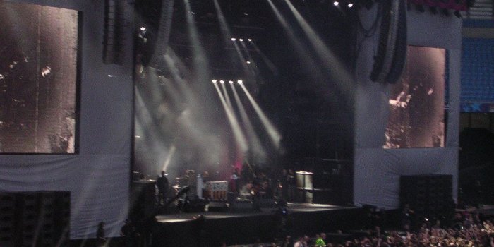 1024x768 Oasis, Live at the City of Manchester Stadium | Live at the …