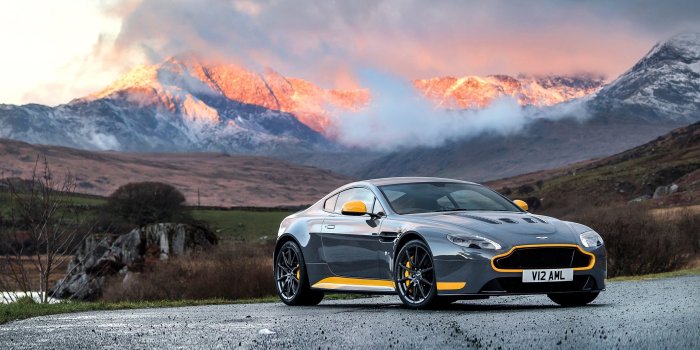 3840x2160 2017 Aston Martin Vantage GT8 UHD 4K Wallpaper | Pixelz