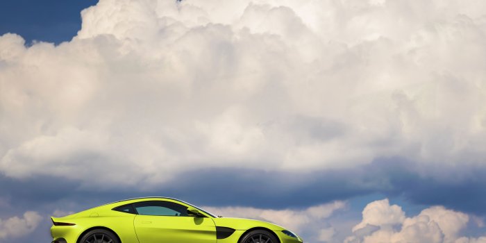 3000x2000 Wallpaper Of The Day: 2018 Aston Martin Vantage | Top Speed