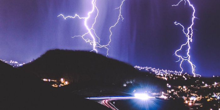 1440x2560 Download wallpaper 1440x2560 lightning, road, city, night qhd