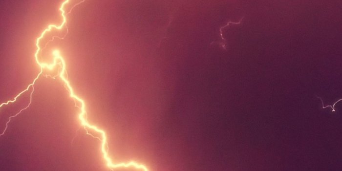 1440x2960 1440x2960 Thunderstorm Lightning Strike Samsung Galaxy Note 9,8, S9