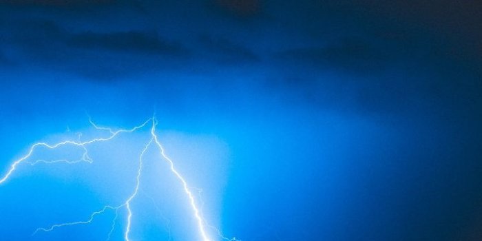 720x1280 Download 720x1280 Storm, dark, lightning, sky, clouds, nature