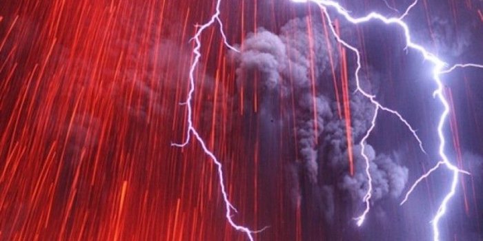 800x1280 Download 800x1280 Volcano, Lightning Wallpapers for Galaxy Note