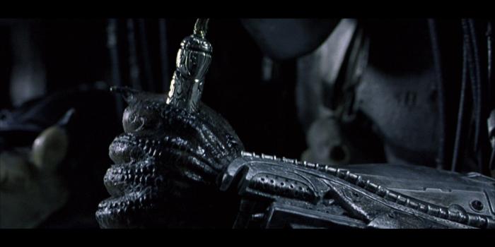 1920x1080 1/6 Hot Toys MMS221 - Alien vs. Predator: Celtic Predator Figure