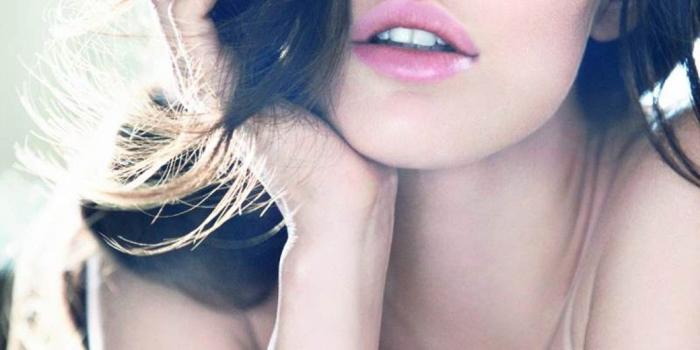 1040x1526 Megan Fox Wallpaper iPhone 6 Plus | Celebrity Photos in 2019 | Megan