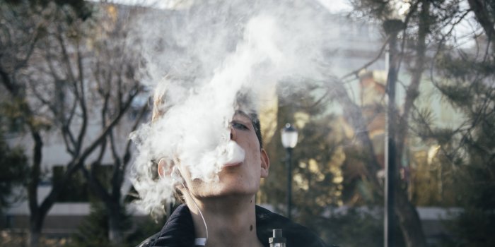 6000x4000 Photography Of A Man Using Vape - Free Stock Photo, Image, Wallpaper