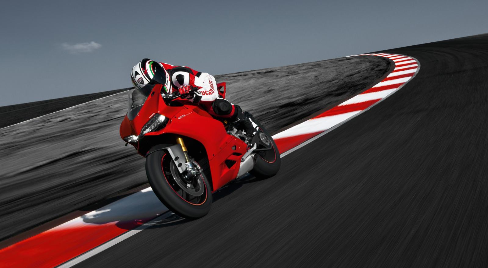 3543x1949 Download Ducati 1199 Panigale Bike Wallpaper Download #567820 (923