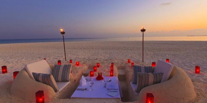 1433x939 Romantic evening on the beach HD Wallpaper