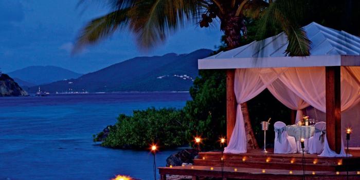 1600x1064 Beach Romance, candles, chair, coconuts, curtain, dishes, fire