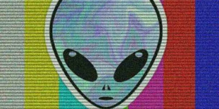 720x1280 Please Stand By Wallpapers Wallpaper Cave - Alien Aesthetic