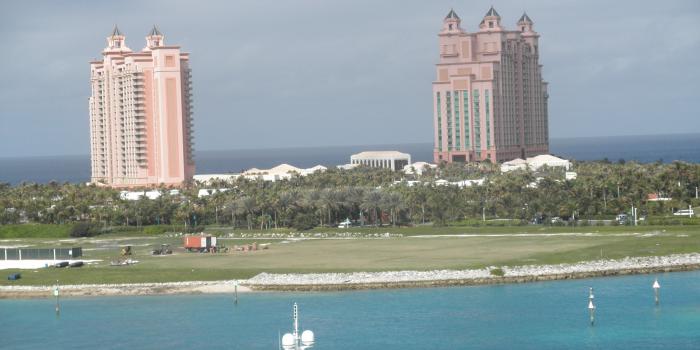 4096x3112 Download 4K Cinema 4096x3112 - The Atlantis Resort In The Bahamas