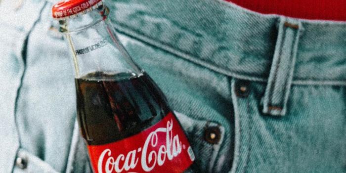 1000x1500 500+ Coca Cola Pictures | Download Free Images on Unsplash