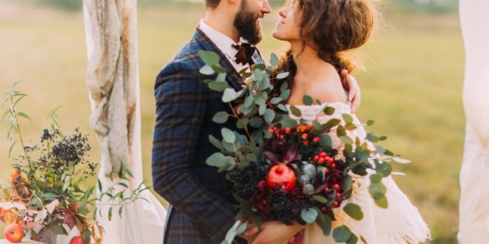 1024x768 Instagram and Pinterest are convincing more couples to go into debt