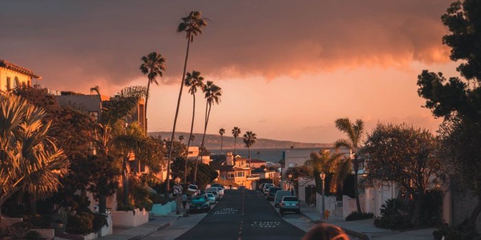 1125x2436 Golden Glows in California iPhone X Wallpapers Free Download