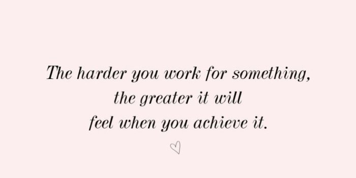 736x1308 cafa2266 Free Phone Wallpapers : January Edition