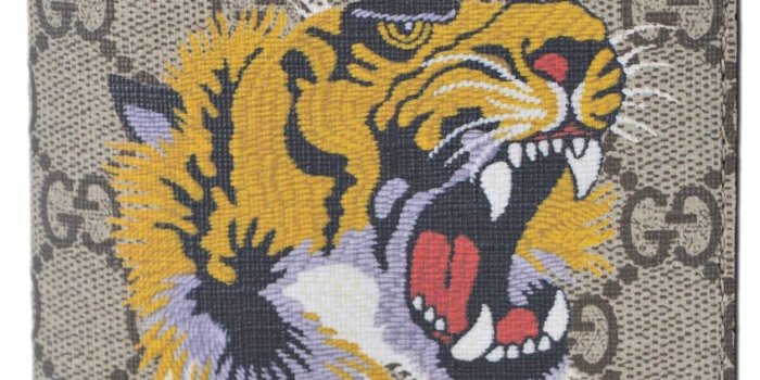 1440x1440 Gucci Men's Beige GG Supreme Canvas Angry Bengal Tiger Bifold Wallet -  measures 4.25 x 3.5 inches