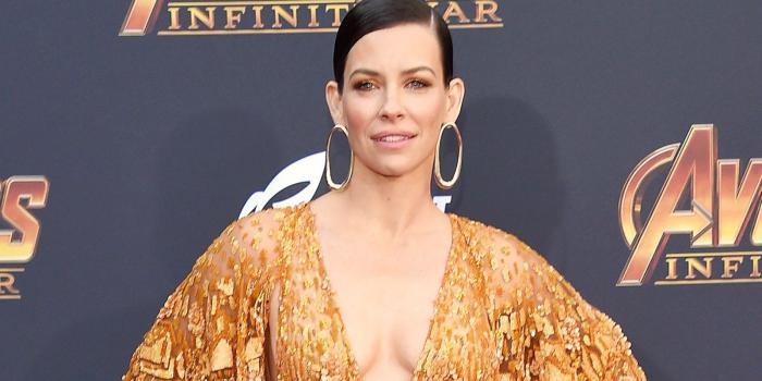 1600x900 Evangeline Lilly: I Was 'Cornered' Into Nude Scene on 'Lost'