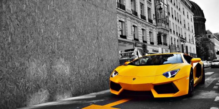 1366x768 Yellow Lamborghini Wallpapers