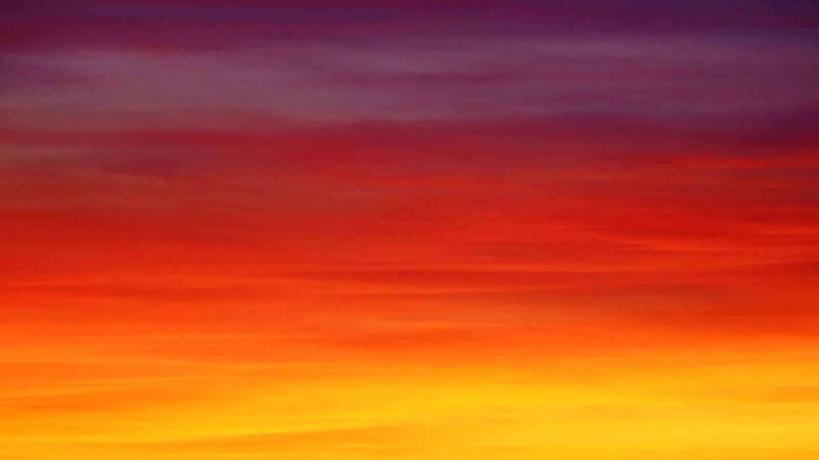 2560x1440 Download wallpaper 2560x1440 sky, bright, gradient widescreen 16:9