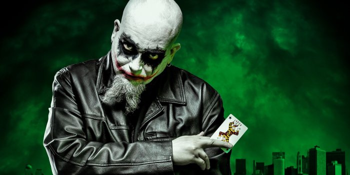 2560x1600 45+] Evil Joker Wallpaper on WallpaperSafari