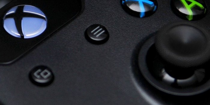 938x1668 Download wallpaper 938x1668 gamepad, xbox, console, joystick iphone