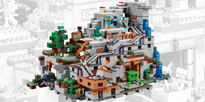 1920x1080 The Mountain Cave Is The Biggest LEGO Minecraft Set Yet | Kotaku