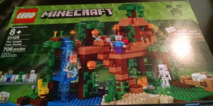 1600x900 LEGO Minecraft The Jungle Tree House 21125 Brand New in Box