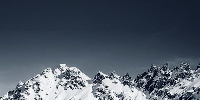 1125x2436 87+ Snow Iphone Wallpapers on WallpaperPlay