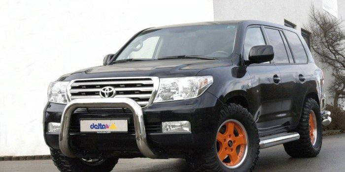 1920x1269 Black Toyota Land Cruiser V8 Car Wallpaper | HD Wallpapers