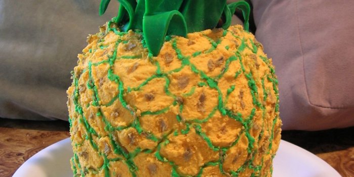 1024x768 3D Psych Pineapple - CakeCentral.com